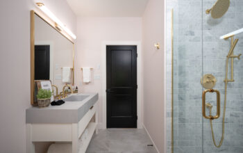 7secondfloor EG Custom Home Bath 1