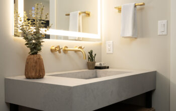 7secondfloor EG Custom Home Bath 3