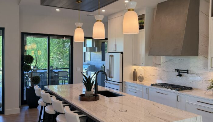 121 Maple Lane kitchen
